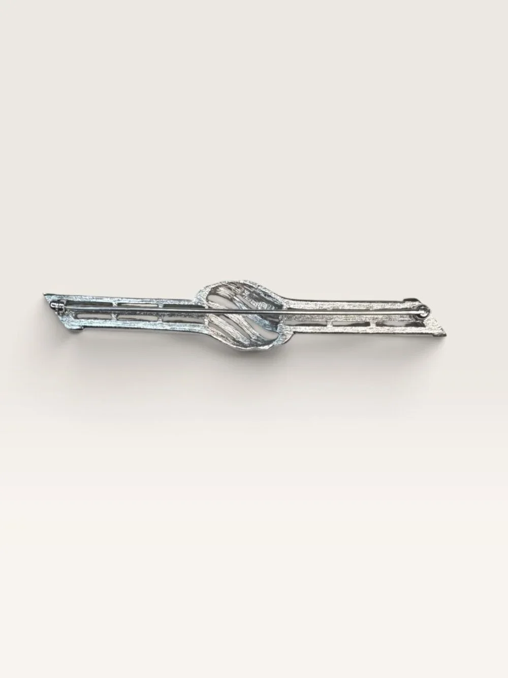Crown Trifari 1960s Silver Tone Textured Ribbon Knot Long Bar Brooch Pin 3.43